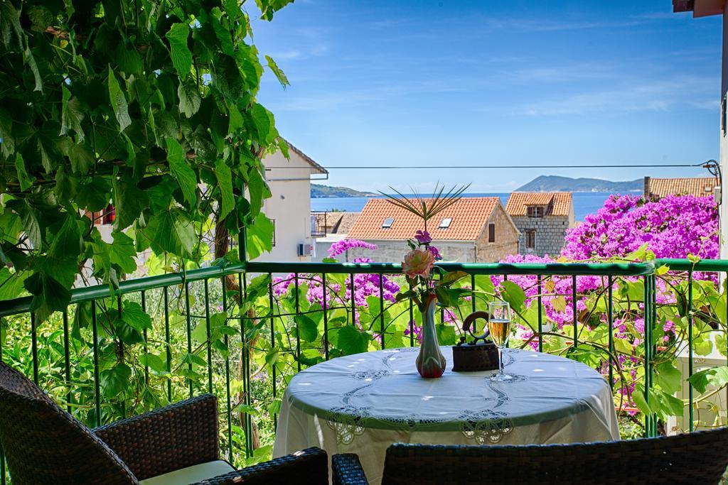 Villa Kamenica Комижа Номер фото