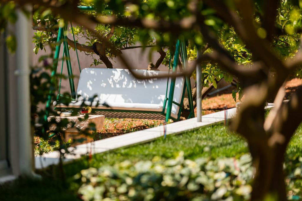 Villa Kamenica Комижа Экстерьер фото