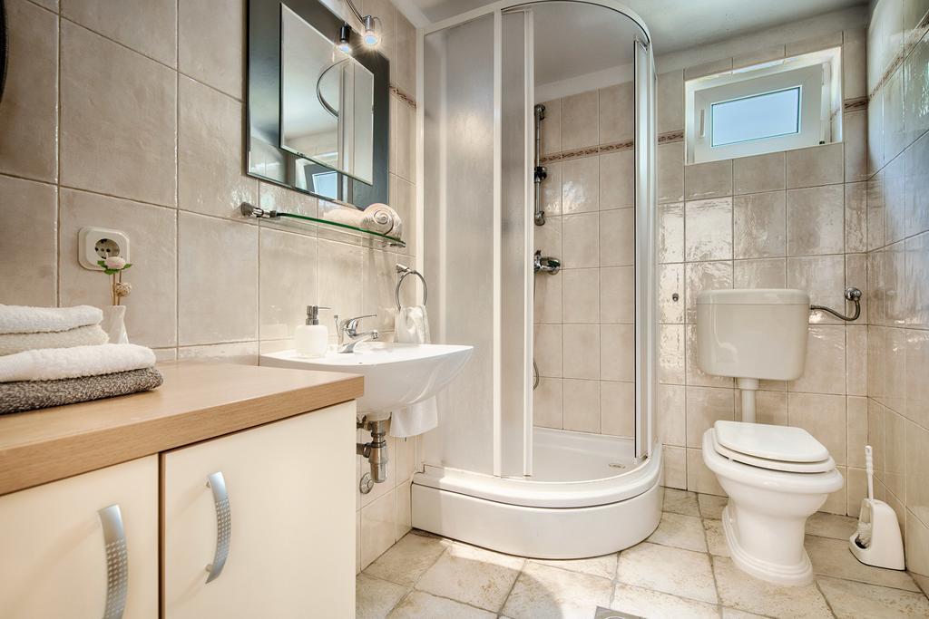 Villa Kamenica Комижа Экстерьер фото